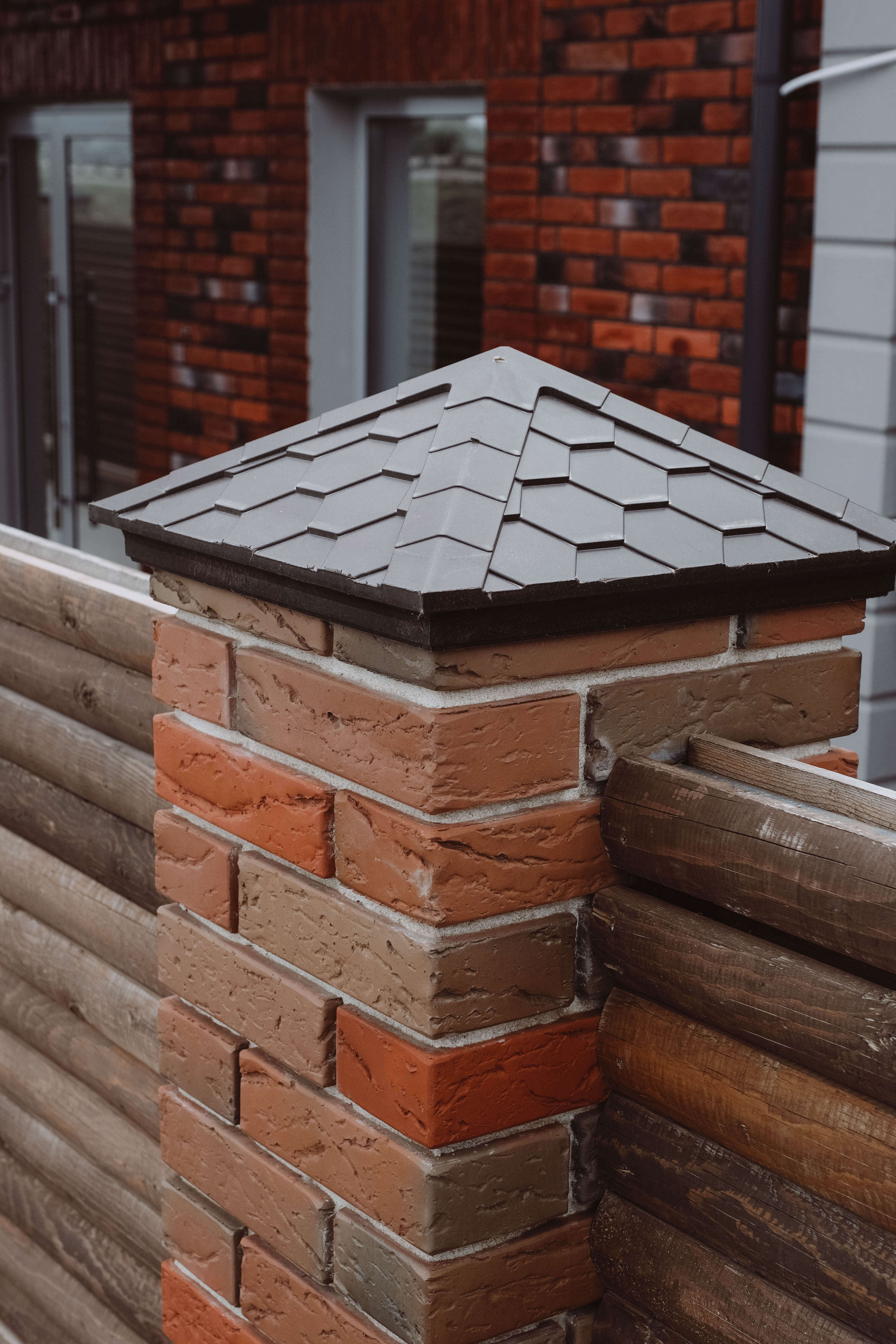 Колпак Zking Эверест Коричневый на столб 1.5х1.5 кирпича (390х390мм) в Павловском Посаде фото